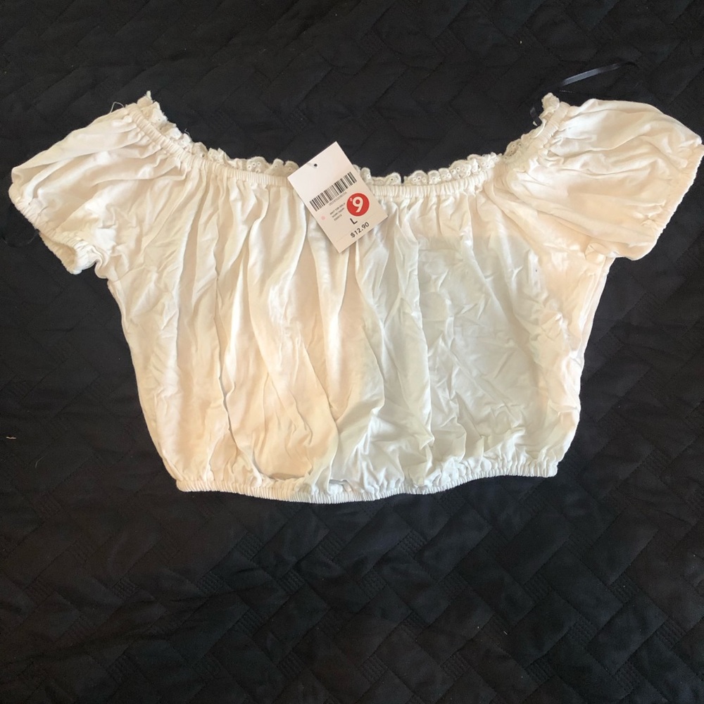 NWT! Crop shirt